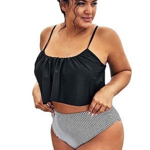 Cupshe Black Flowy Bikini Top